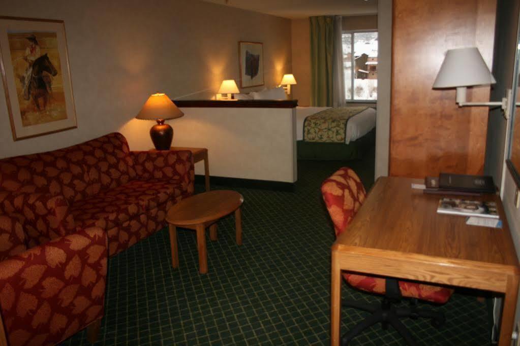 Fairfield Inn & Suites By Marriott Steamboat Springs Exterior foto